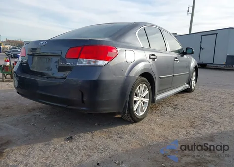 2011 Subaru Legacy 2.5I Premium из США, поврежденный, VIN 4S3BMCC63B3256844